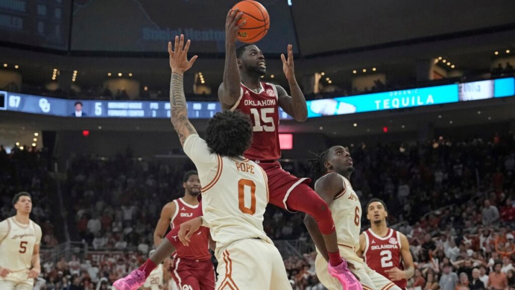 College basketball scores, NCAA top 25 rankings, Bracketology: Oklahoma, Indiana win big bubble games