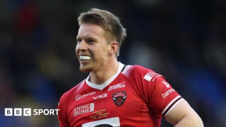 Loghan Lewis: Salford Red Devils forward out after hip surgery
