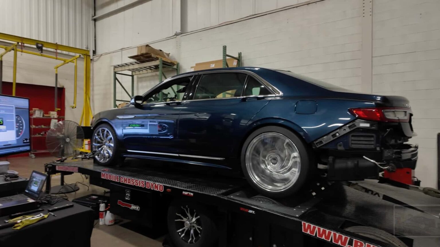 V-10-Swapped Lincoln Continental Sounds Incredible on a Dyno