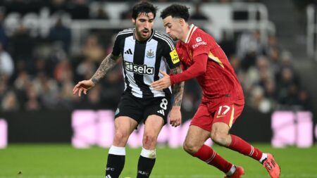 Manchester United Willing to Spend €100M on Newcastle Star Tracked by PSG