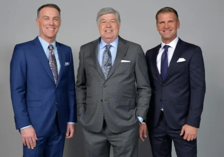 NASCAR on FOX Kansas broadcast opens with Clint Bowyer live TV meltdown