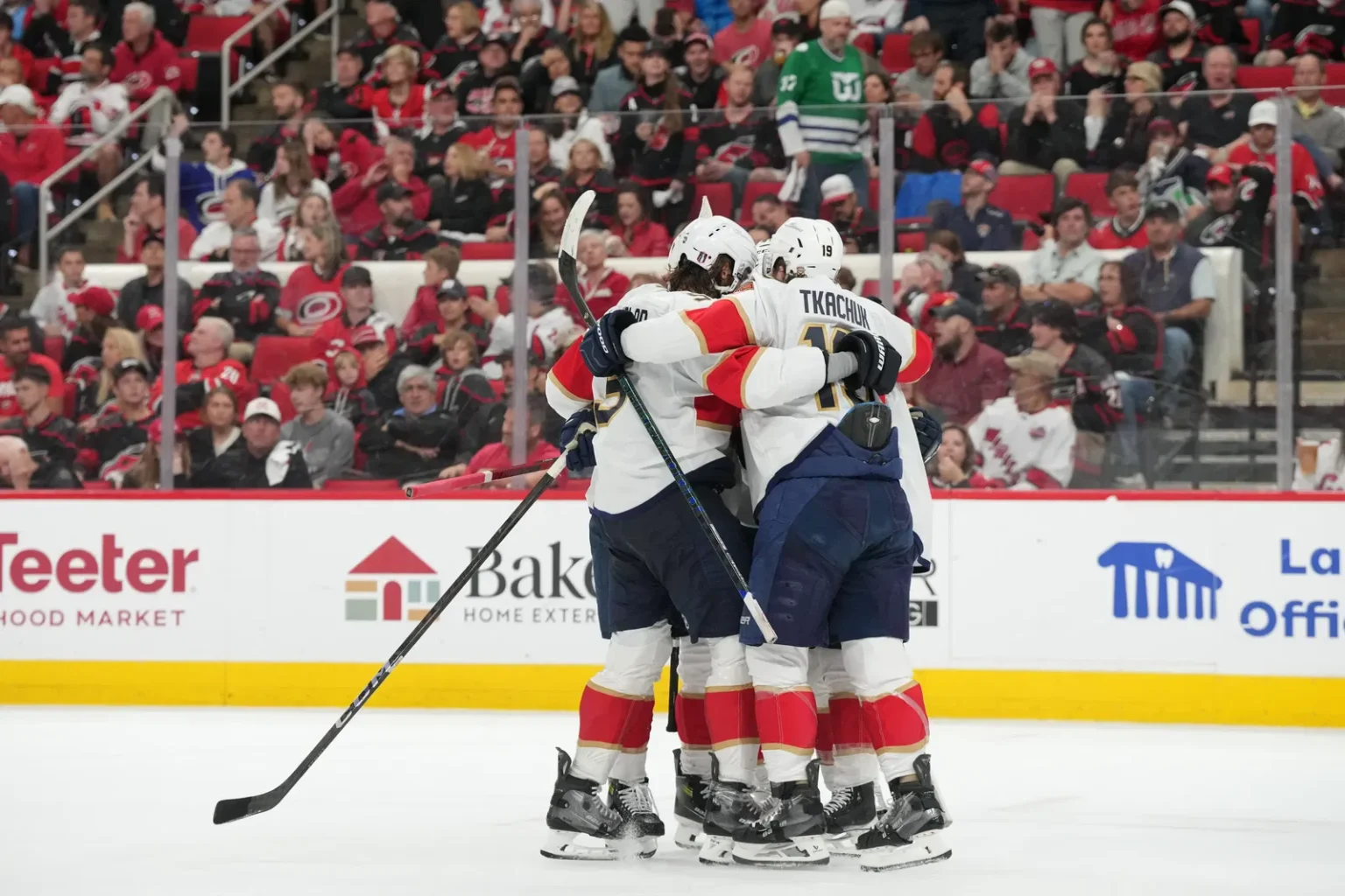 Panthers cruise to Game 2 victory in Carolina, carry 2-0 series lead back to Florida