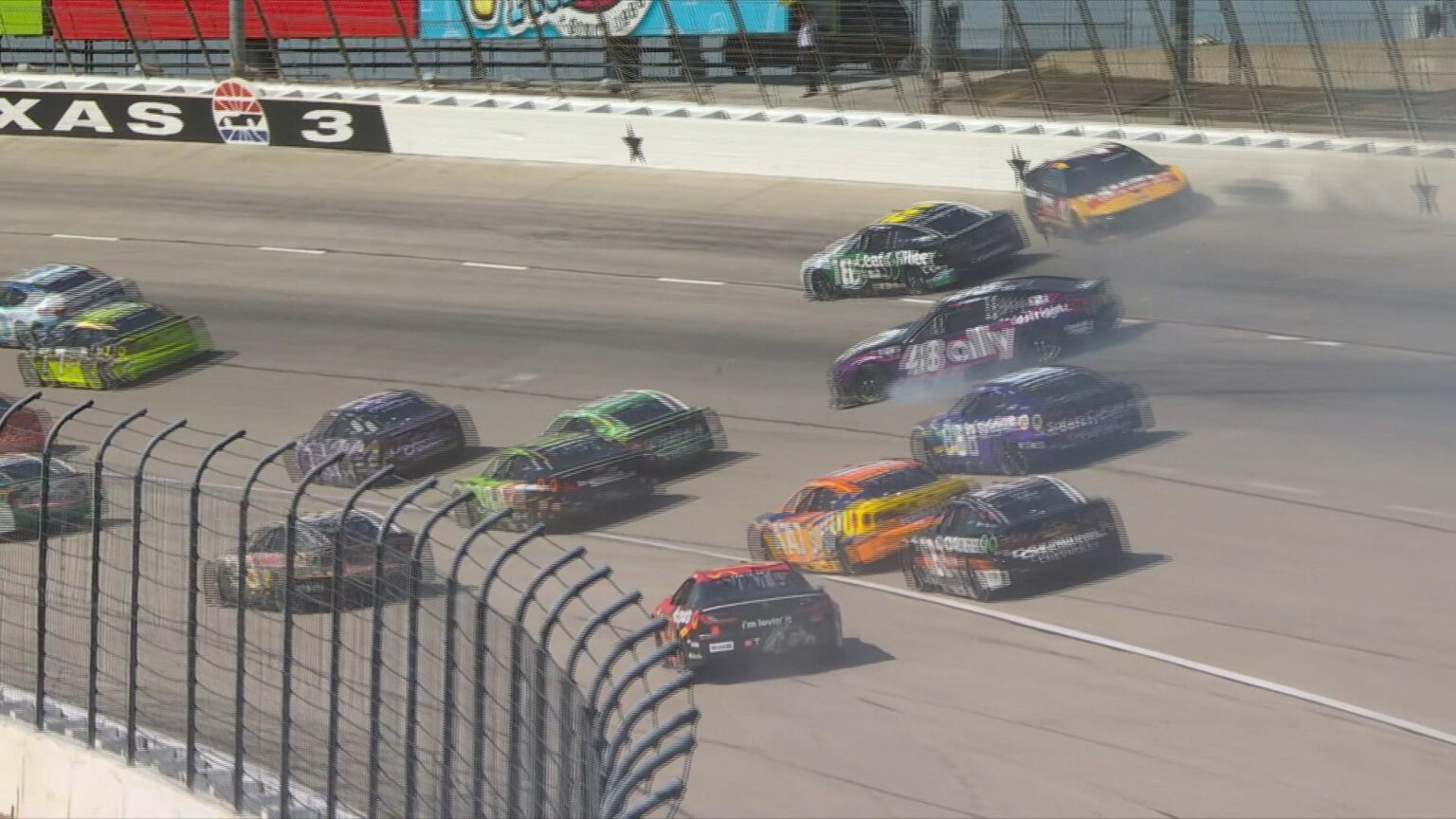 Bubba Wallace takes responsibility for big NASCAR Texas pile up