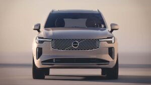 Volvo Recalls Nearly 500,000 Cars Over a Simple Software Glitch
