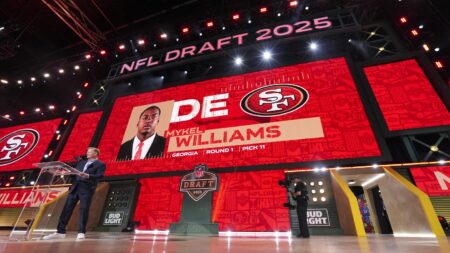 49ers sign 2025 first-round pick Mykel Williams