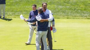 Player makes USGA history in winning Four-Ball match as a single