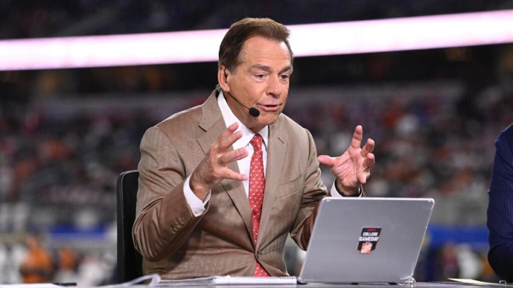 Nick Saban adds new, unexpected award to his trophy case after smooth transition from Alabama sideline