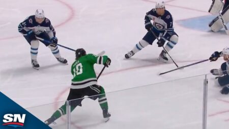 Stars’ Sam Steel Pounces On Rebounds And Roofs It Past Connor Hellebuyck