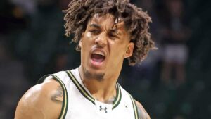 Projected first-round pick Yaxel Lendeborg to withdraw from 2025 NBA Draft, will transfer to Michigan