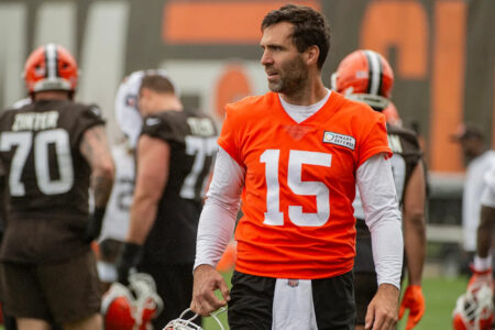 Joe Flacco chafes at question about mentoring young Browns QBs Shedeur Sanders and Dillon Gabriel
