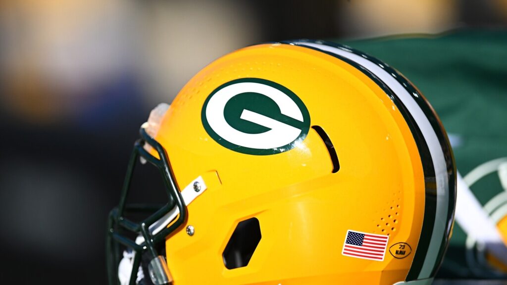 Packers sign WR Sam Brown Jr.