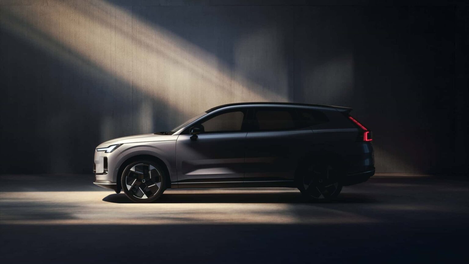 The Volvo XC70 Is Coming Back