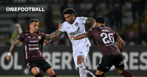 Botafogo edge Carabobo late, Libertadores dream still alive