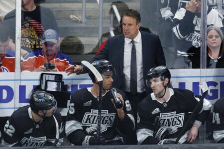 Luc Robitaille expects Jim Hiller to return as Kings’ coach