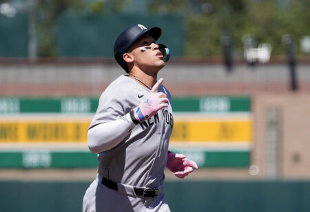Yankees’ Aaron Judge has 4 hits in blowout win over A’s, pushing batting average back above .400