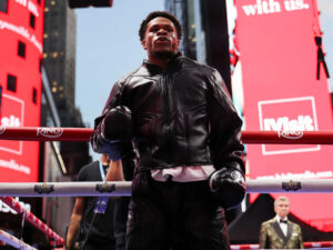 Devin Haney returns with dull win over Jose Ramirez, narrowly avoids woeful record for inaction