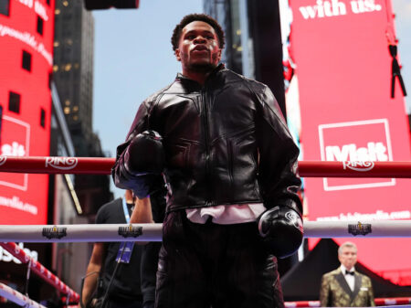 Devin Haney returns with dull win over Jose Ramirez, narrowly avoids woeful record for inaction