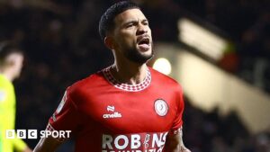 Nahki Wells: Bristol City striker in talks over new contract