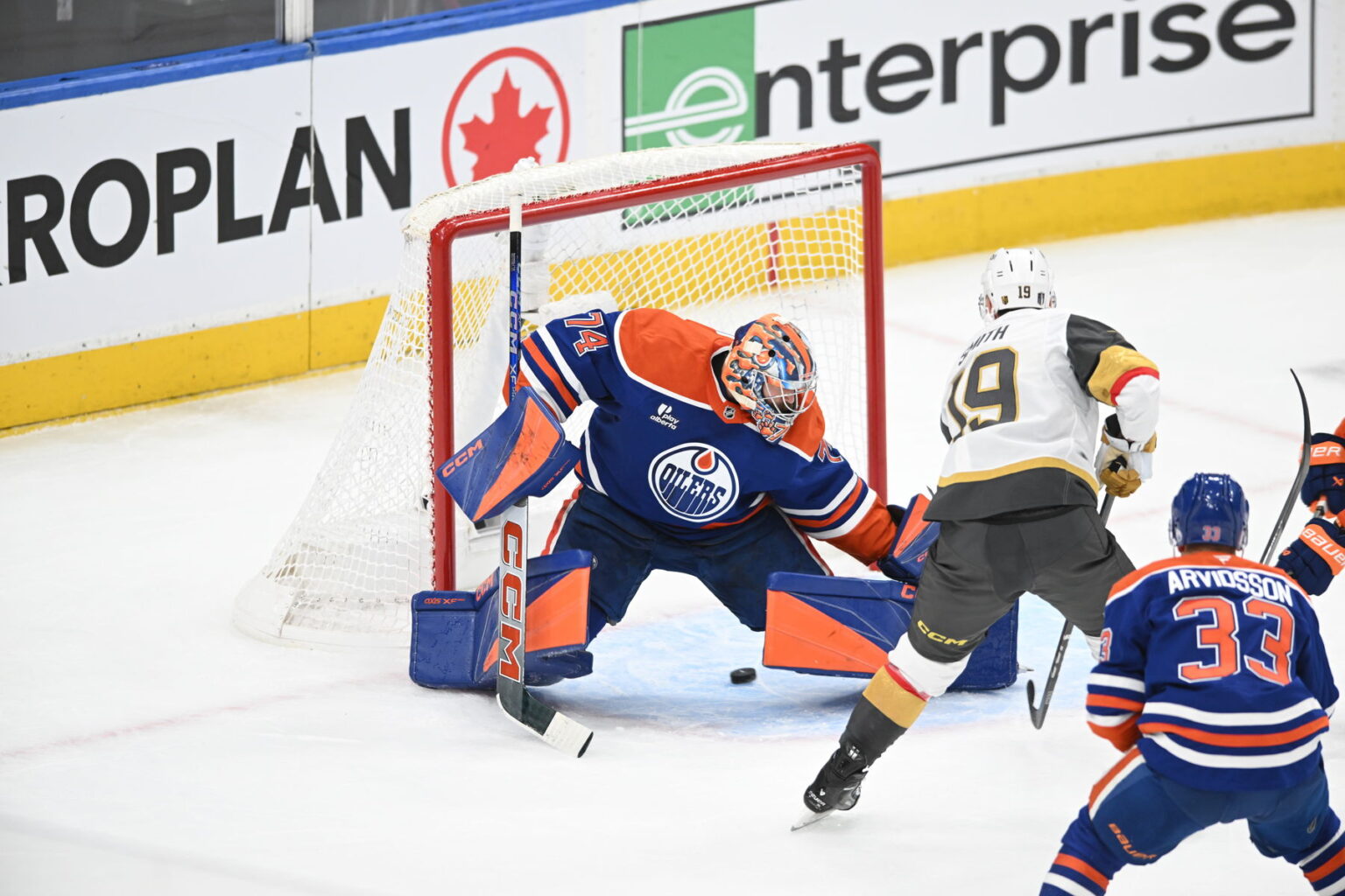 Will Oilers' Stuart Skinner Get Another Chance After Conceding 'Devastating' Buzzer-Beater?