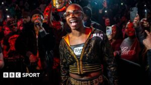 Claressa Shields to defend heavyweight titles against Lani Daniels