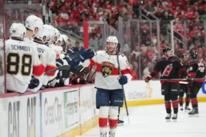 Panthers cruise to victory over Carolina in Game 1 of Eastern Conference Final