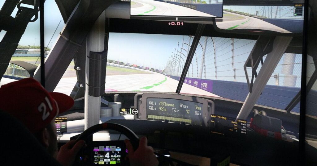 Drivers say NSS very unique among NASCAR tracks | Sports