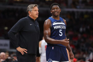 Timberwolves head coach calls out Anthony Edwards after 1-point performance in first half vs. Warriors