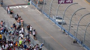 Parking for Cracker Barrel 400 weekend