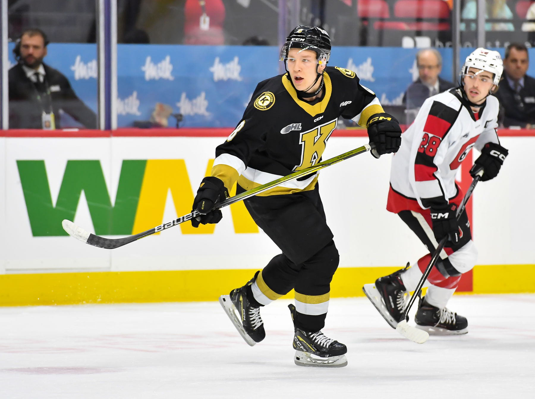 Frontenacs GM Wins Jim Gregory Award