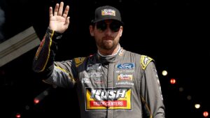Charlotte race starting lineup set