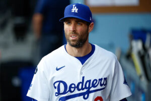 Dodgers designate veteran utilityman Chris Taylor for assignment