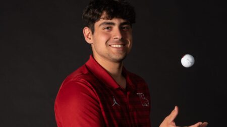 Weiss junior golfer Diego Flores