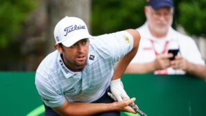 PGA Tour pro Davis Riley self-reports penalty on distance device
