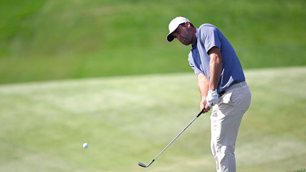 Scottie Scheffler moves to second behind Rory McIlroy