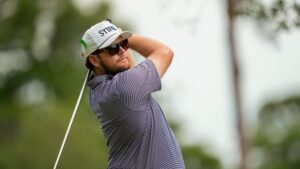 Harry Higgs leads PGA Tour event, says dunking a basketball is next
