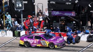 Brad Keselowski blows tire, crashes
