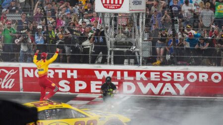 Last-minute tickets at North Wilkesboro