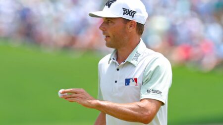 Eric Cole drains 62-foot birdie putt three days after ace at PGA