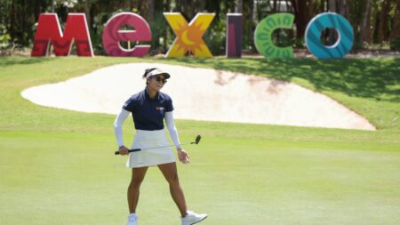 LPGA golfers battling heat, humidity at the Mexico Riviera Maya Open