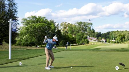 Jason Caron, Angel Cabrera, Retief Goosen, Phillip Archer lead