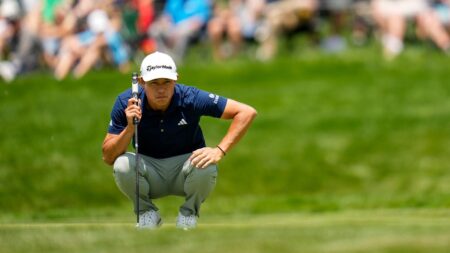 Collin Morikawa uses old swing thought, shoots crazy-good 67 at Memorial