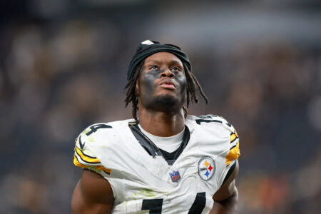 There were plenty of warning signs pointing to a George Pickens exit in Pittsburgh