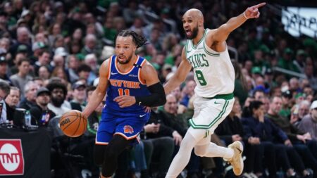 Knicks find ways to 'keep fighting, sticking together' for resilient Game 1 win over Celtics