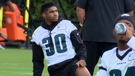 Jihaad Campbell on the sideline – NBC Sports Philadelphia