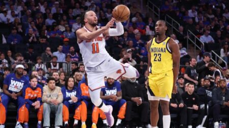 Strangest part of Knicks' Game 1 collapse against Pacers was Jalen Brunson's role in it