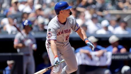 Mets get contributions from entire team to even up 'electric' Subway Series