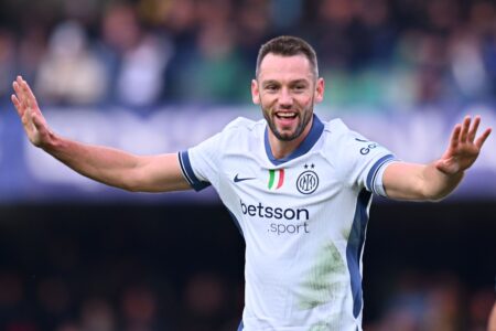 Inter Milan hype up Stefan de Vrij goal in Serie A win vs Como