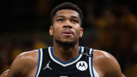 Potential Knicks, Nets target Giannis Antetokounmpo 'open-minded' to leaving Bucks: report