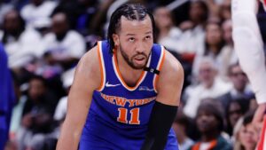 Jalen Brunson, Knicks' franchise-changing signing, grabs season-altering moment