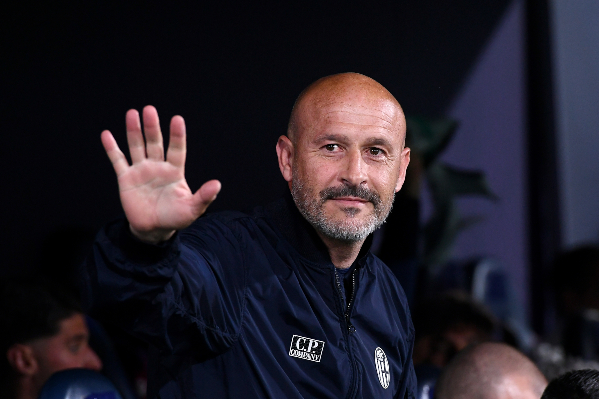 BOLOGNA, ITALY - MAY 04: Vincenzo Italiano, Head Coach of Bologna, gestures prior to the Serie A match between Bologna and Juventus at Stadio Renato Dall'Ara on May 04, 2025 in Bologna, Italy. (Photo by Alessandro Sabattini/Getty Images)